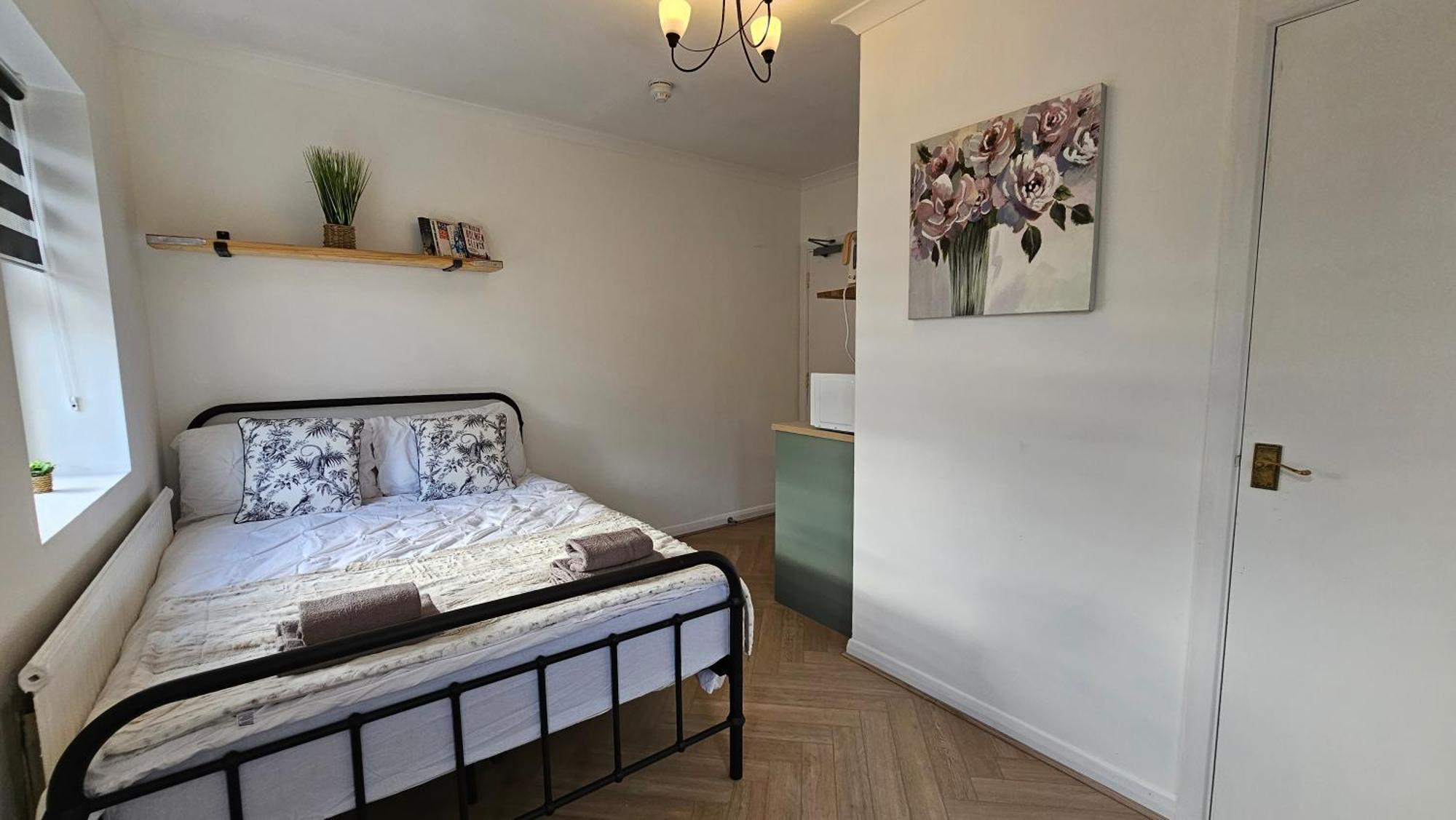 Newly Renovated Studios & Ensuite Rooms! - Camberwell Лондон Екстер'єр фото