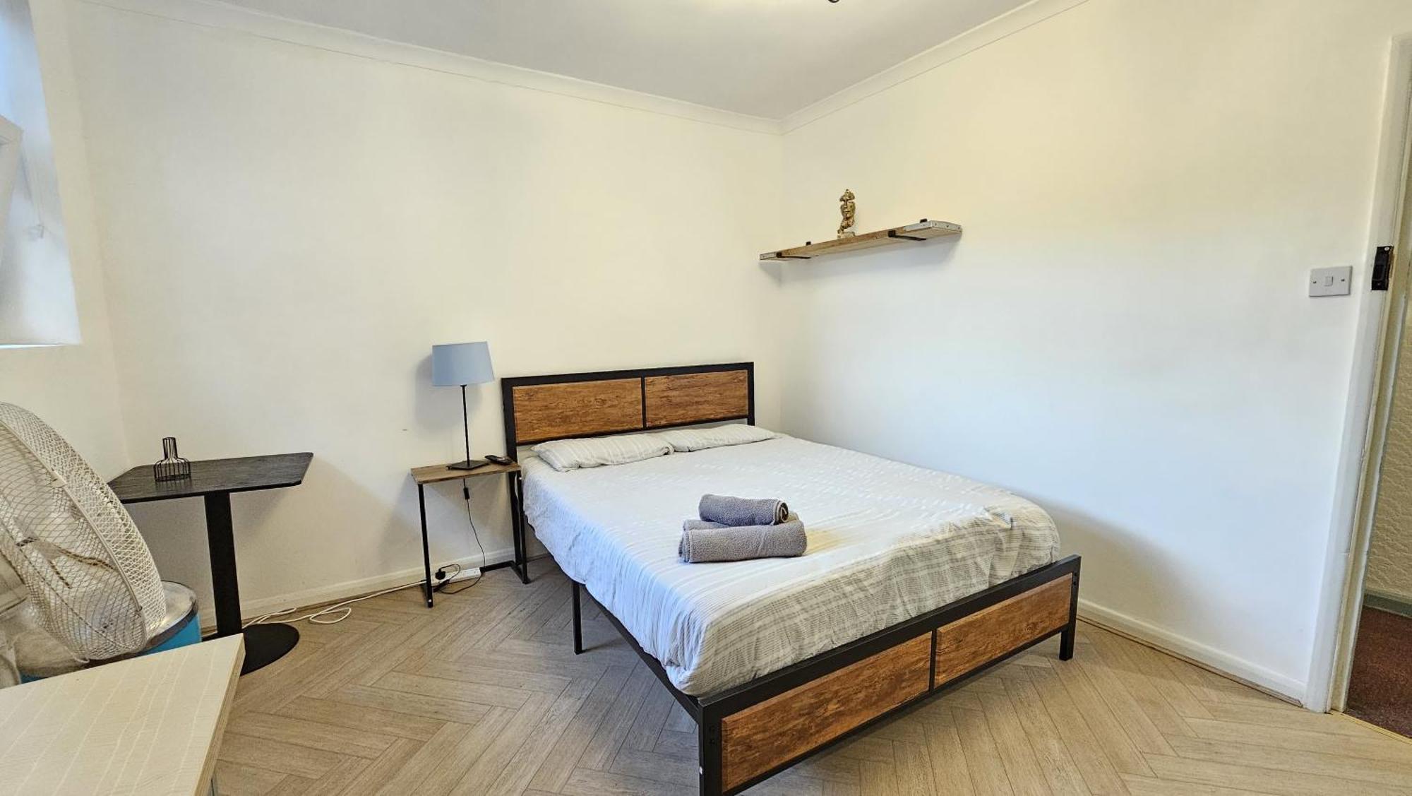 Newly Renovated Studios & Ensuite Rooms! - Camberwell Лондон Екстер'єр фото