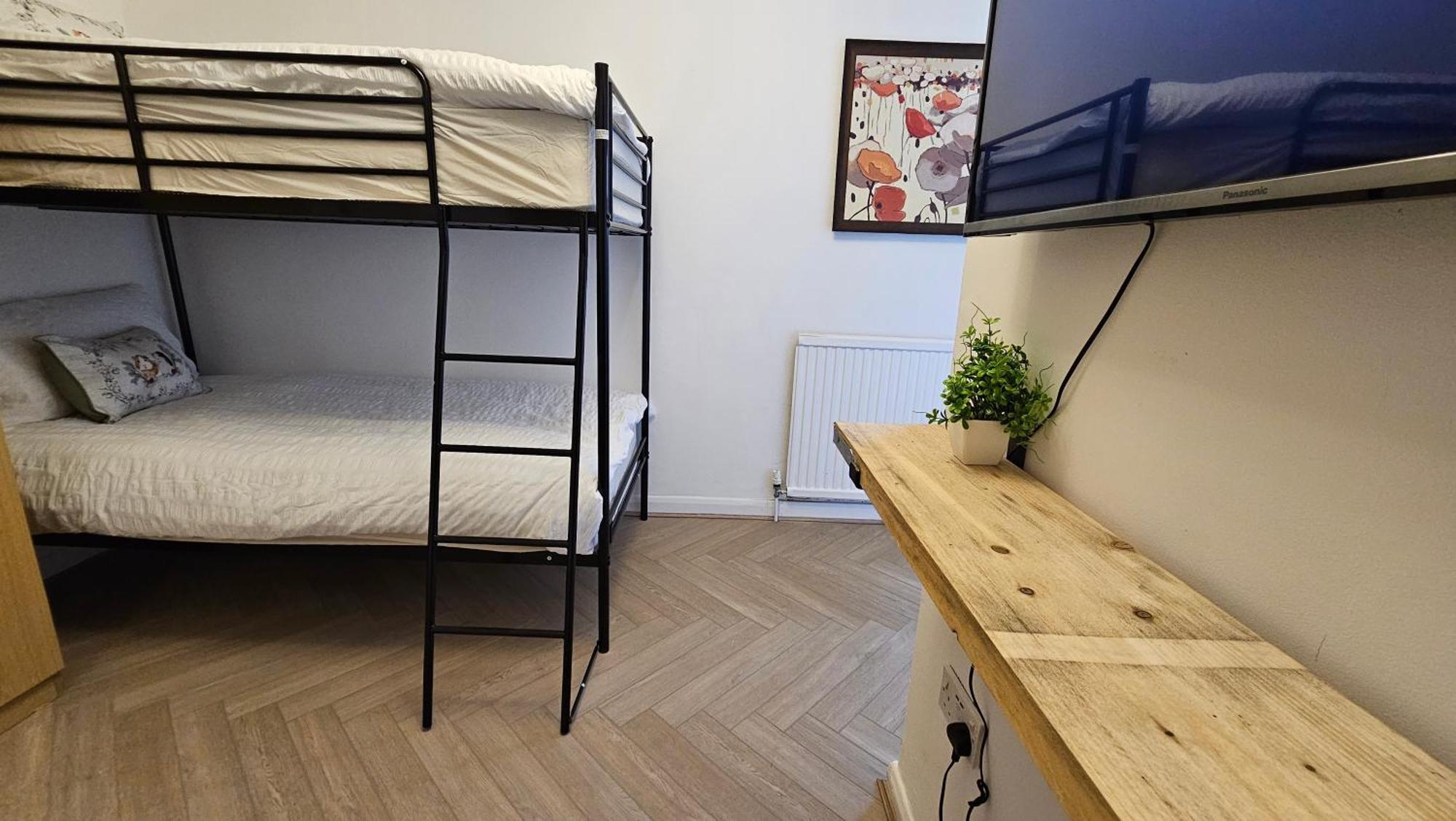 Newly Renovated Studios & Ensuite Rooms! - Camberwell Лондон Екстер'єр фото