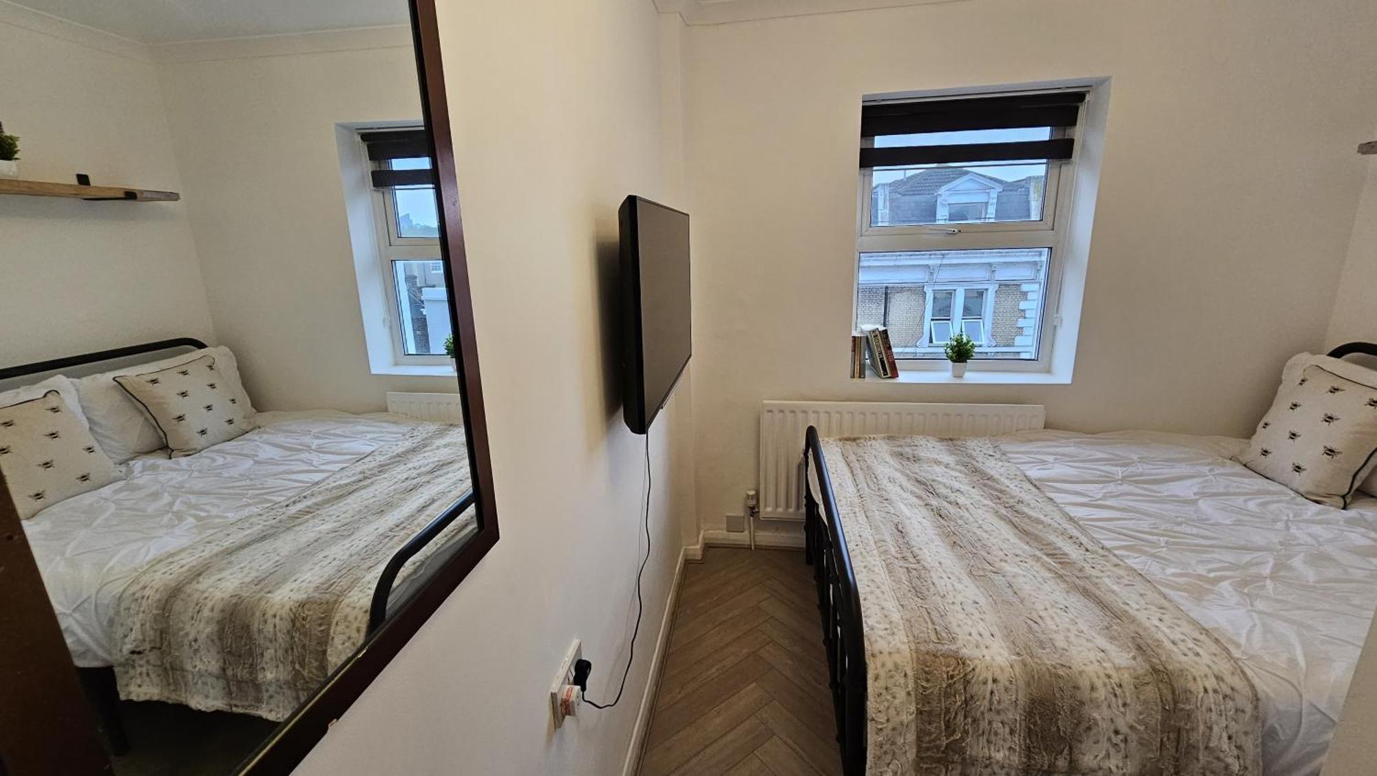 Newly Renovated Studios & Ensuite Rooms! - Camberwell Лондон Екстер'єр фото