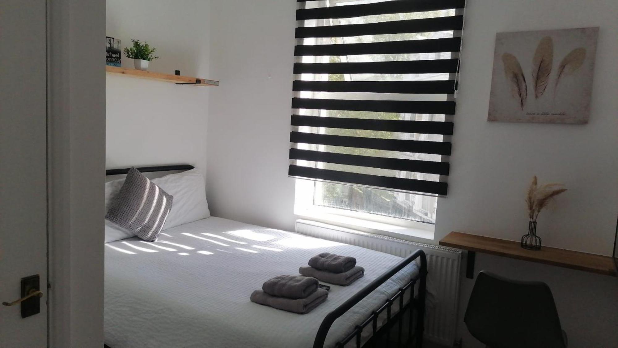 Newly Renovated Studios & Ensuite Rooms! - Camberwell Лондон Екстер'єр фото